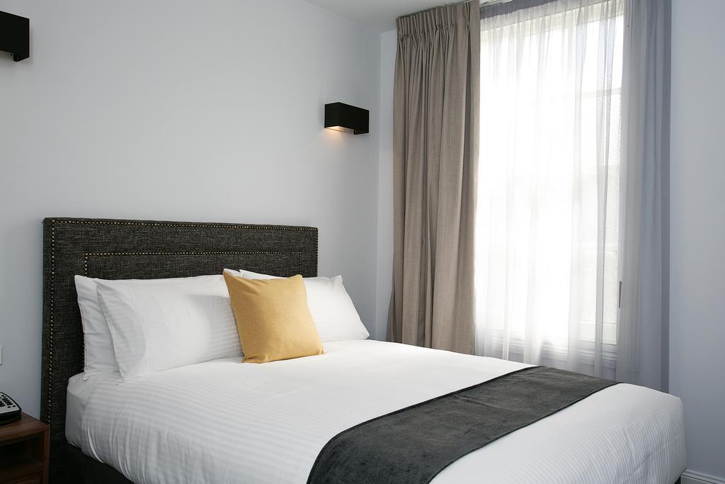 The Lucky Hotel Newcastle Zimmer foto