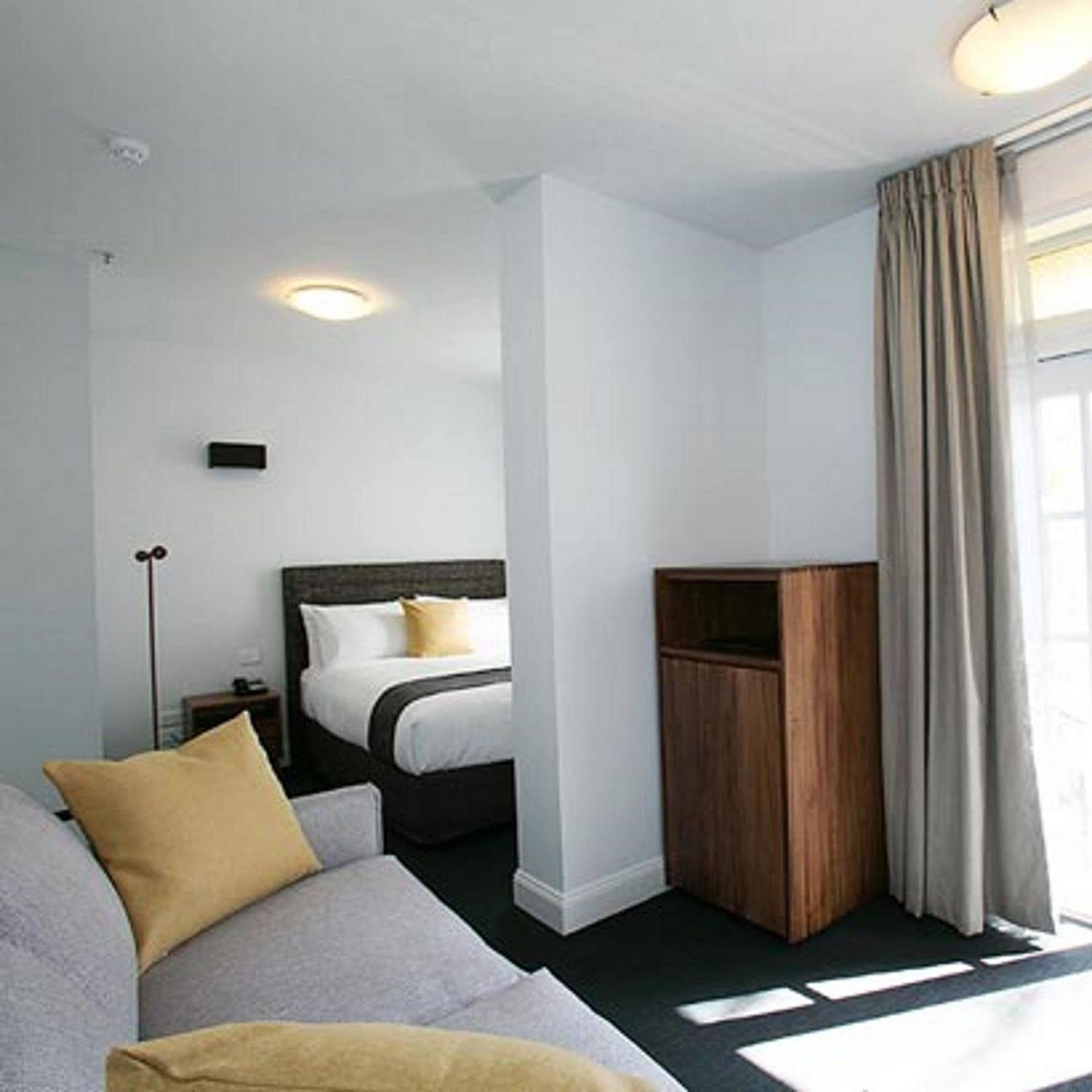 The Lucky Hotel Newcastle Exterior foto